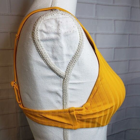 NEW Shade & Shore Mustard Yellow Twisted V Bikini Top womens 36B Swim - Picture 3 of 8